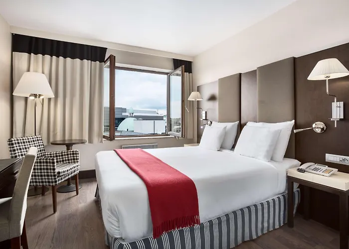 Nh Grand Place Arenberg Hotel 4*