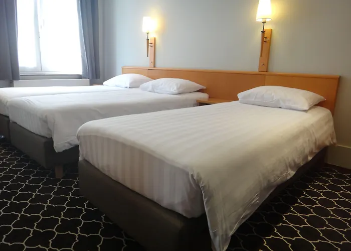 Szálloda Safestay Grand Place 3*