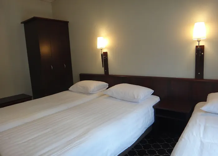 ホテル Safestay Grand Place 3*