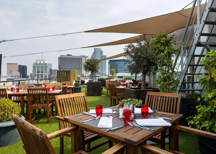 Hotell Nh Collection Centre 4*