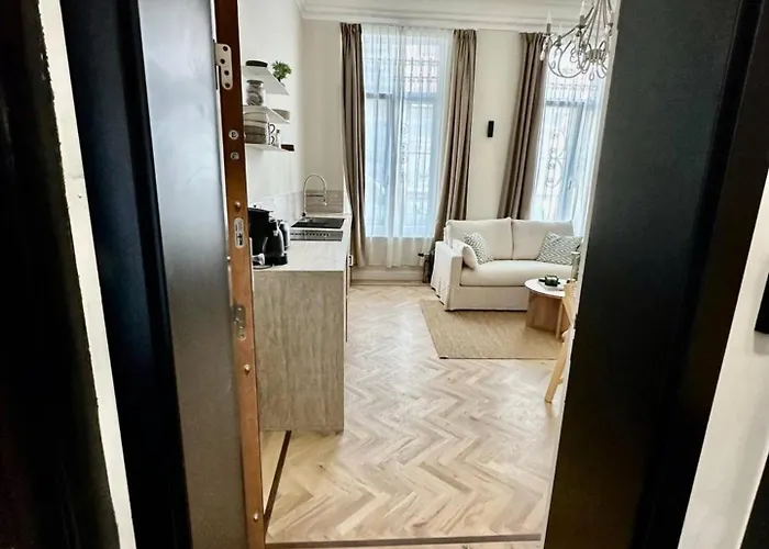 Charm And Comfort Apartamento Bruselas