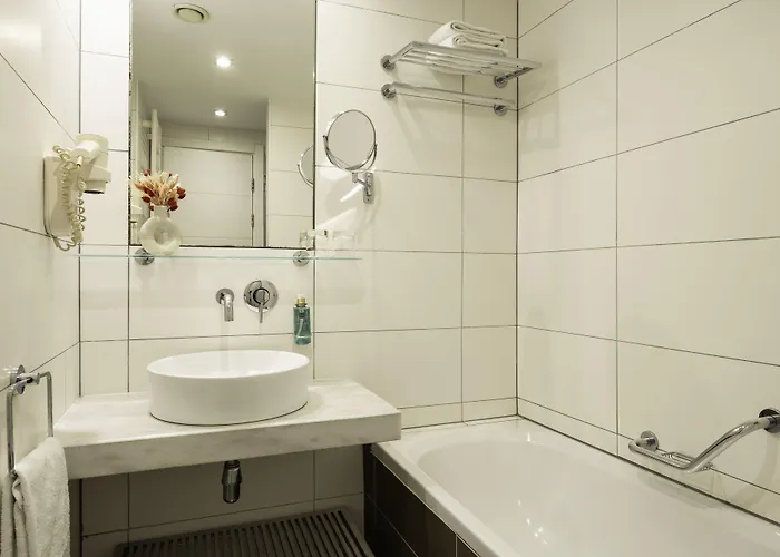 B-aparthotel Grand Place Aparthotel 4*