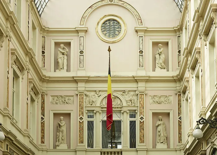 ホテル デス ギャラリー 4*