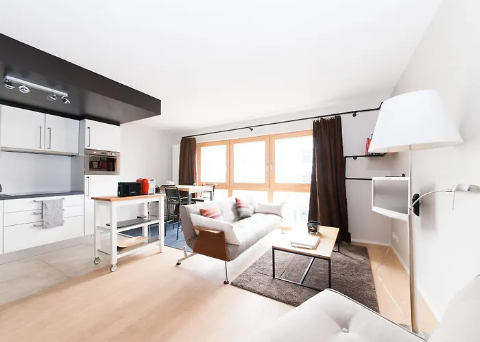 Otel Smartflats Design - L42 *