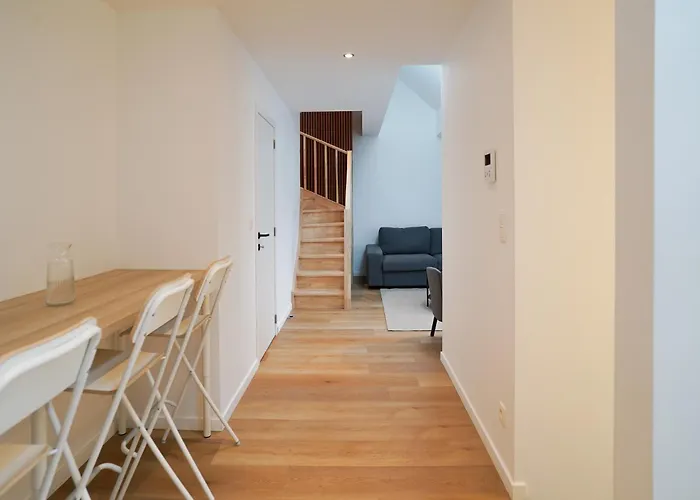 Douvres 7 * Brüsszel