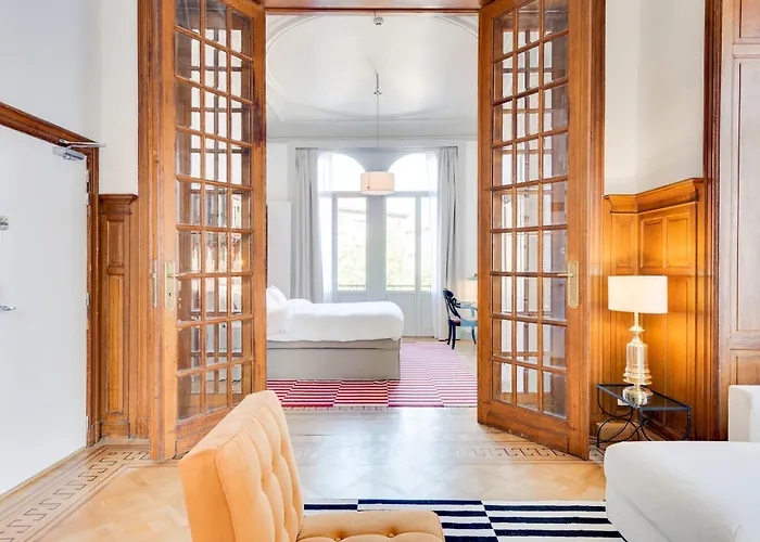 Newton Boutique Residences - Eu Area Aparthotel 4*