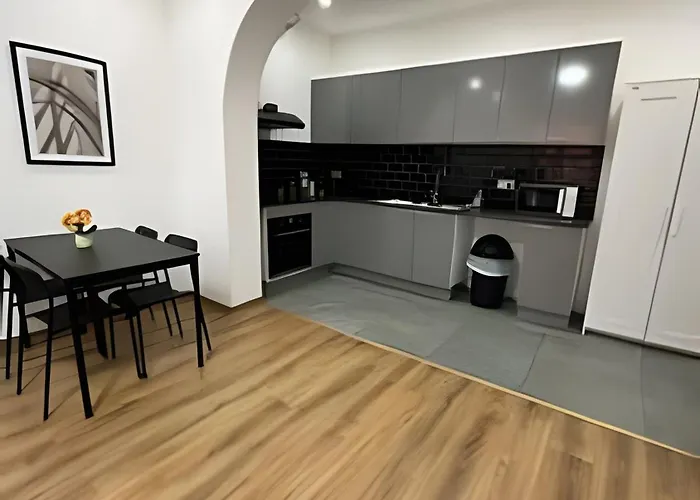 民宿 Cozy Private With Terrace & Workspace