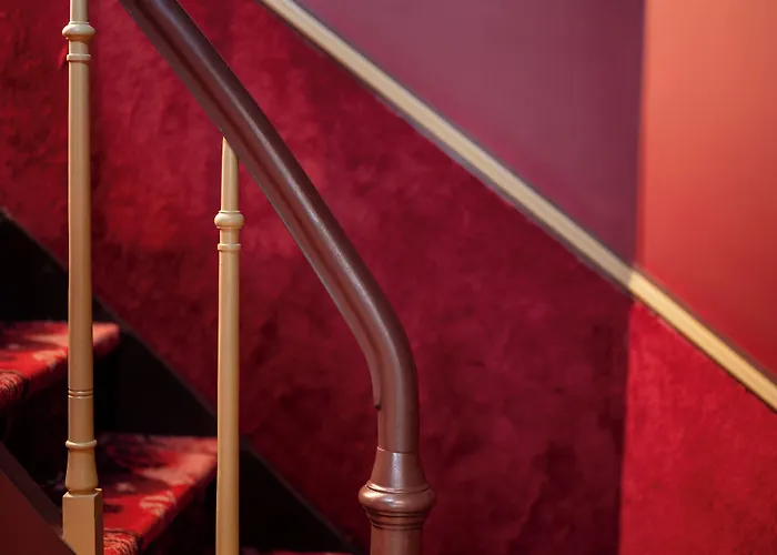 Kapsül Otel The Place Brüksel