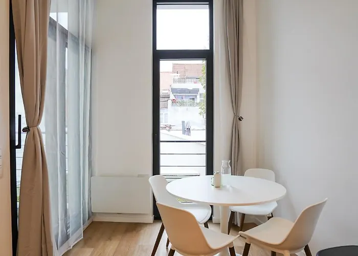 アパート Wayez 3 *