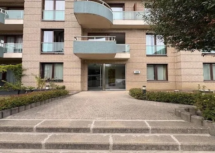 Modern With Terrace Woluwe-saint-lambert *