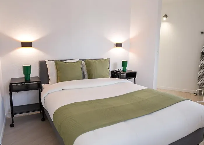 Luxembourg 6 * ブリュッセル