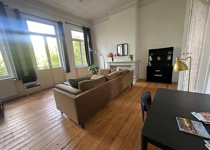 Cosy Near Grande Place * Bruksela