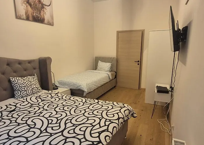 Elegant In Center Of Lejlighed