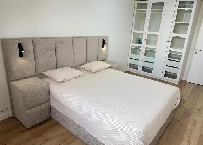 Skyline Duplex Parking Fibre Modernite Bryssel