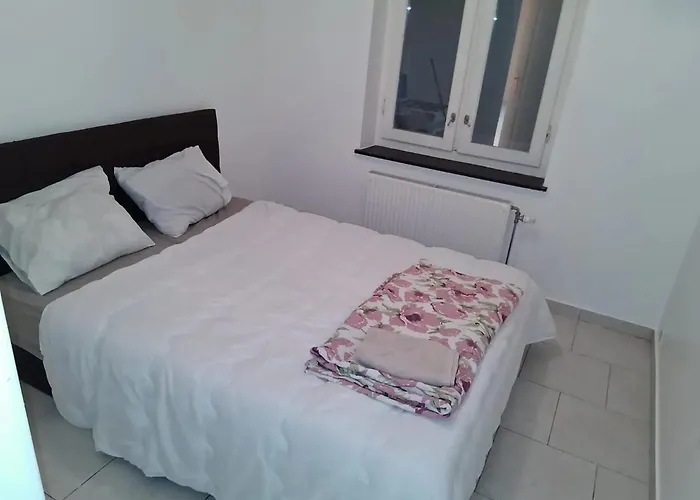 House Near Forest 125 M² For 6 Guests Brüsszel