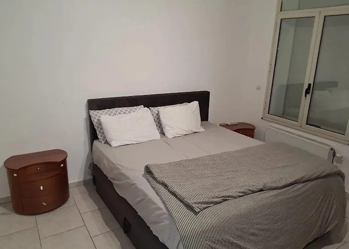 House Near Forest 125 M² For 6 Guests Nyaraló