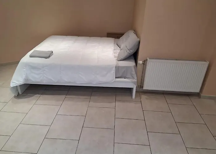 House Near Forest 125 M² For 6 Guests Nyaraló *