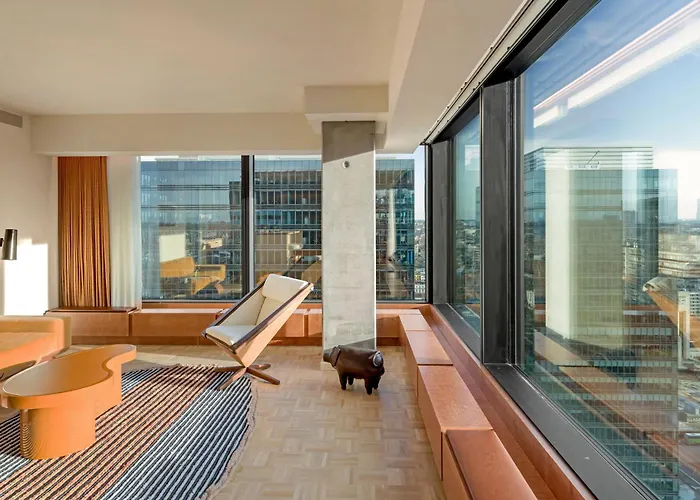 The Standard, Hotel 5*