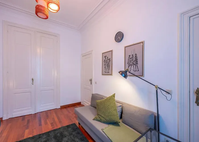 Casa de hóspedes Euro Edens - Cozy Family