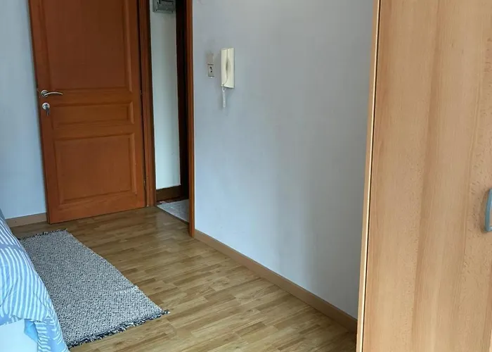 Et Dans Un Immeuble * Βρυξέλλες