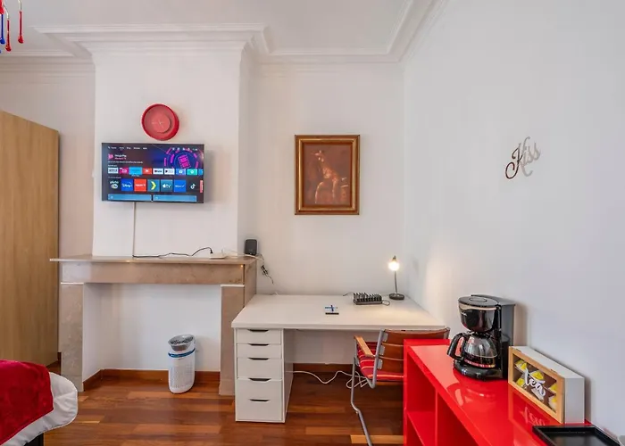 Euro Edens Cosy Historic In Jacuzzi, Garden, Location Bruselas