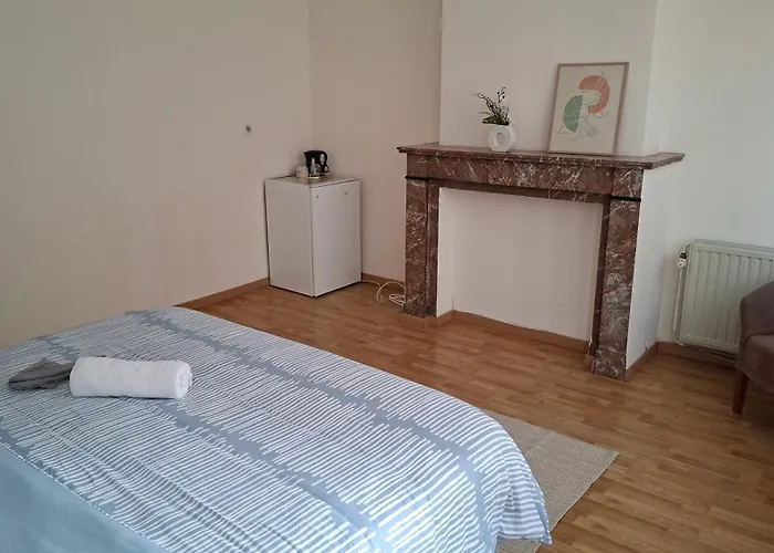 בית אירוח Et Dans Un Immeuble *