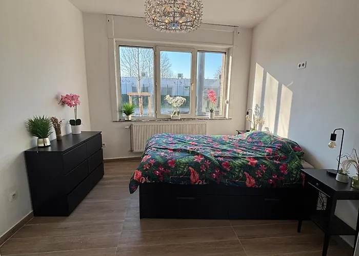 Modern In Brussels, Ground Floor Bruxelles