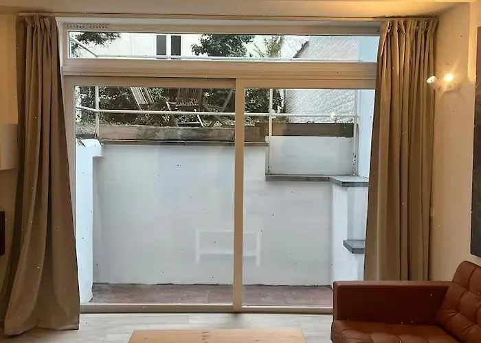 Large 3-bedroom In * Brüsszel