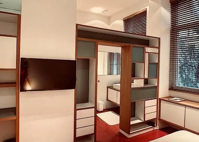 Loft A Stone's Throw From Place Brugmann