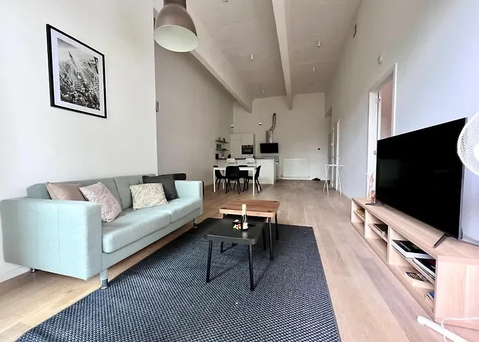 公寓 Bright Modern Loft In For 4 布鲁塞尔
