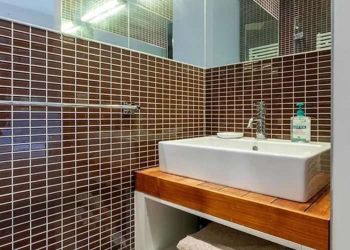 Luxury Deluxe Garden In Centre