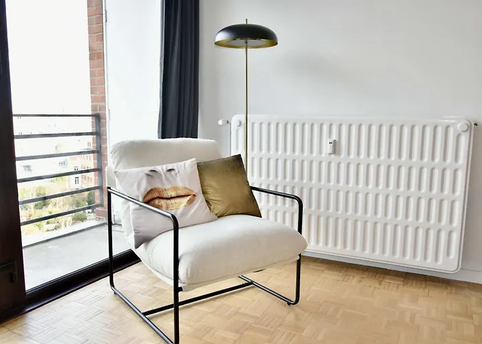 Avenue Louise Skyline View דירה בריסל