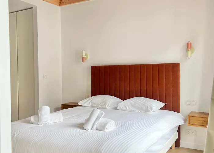 Duplex Design & Elegant Au Coeur De