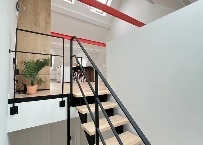 Duplex Design & Elegant Au Coeur De