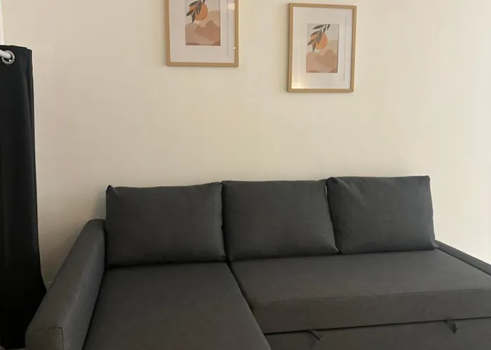 Modern 1br And Sofa Bed Near Airport *