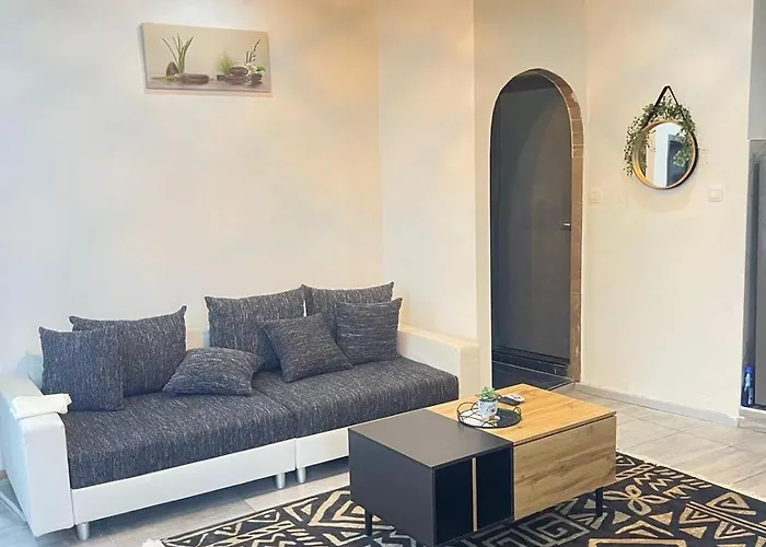 Jps House בריסל