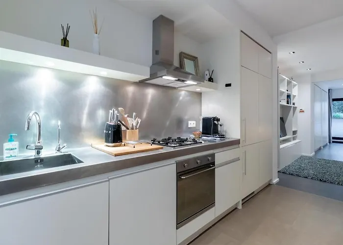 Luxury Deluxe Garden In Centre בריסל