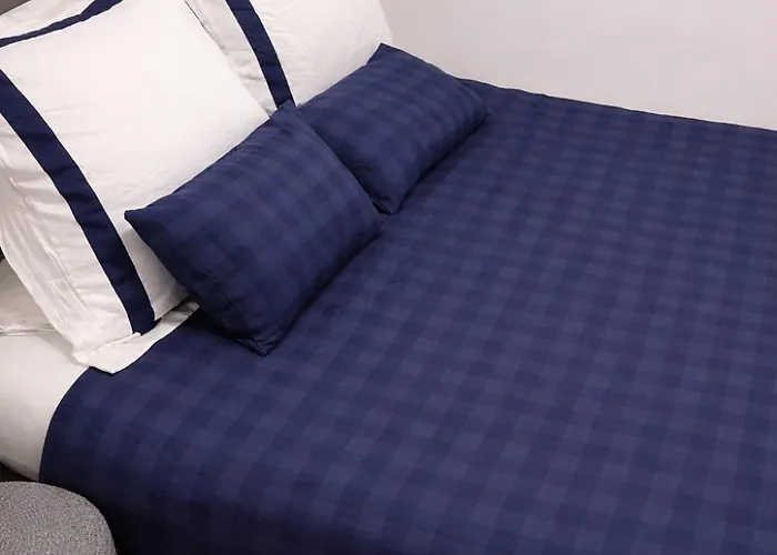 Confortable Situe A Woluwe Saint Lambert Διαμέρισμα *