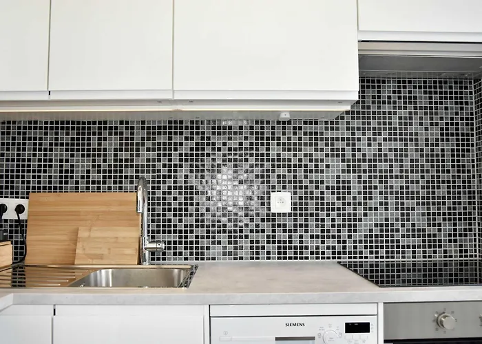 Avenue Louise Skyline View * בריסל