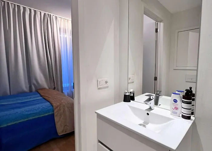 Διαμέρισμα Lovely With Balcony By Grand Place For 4 *