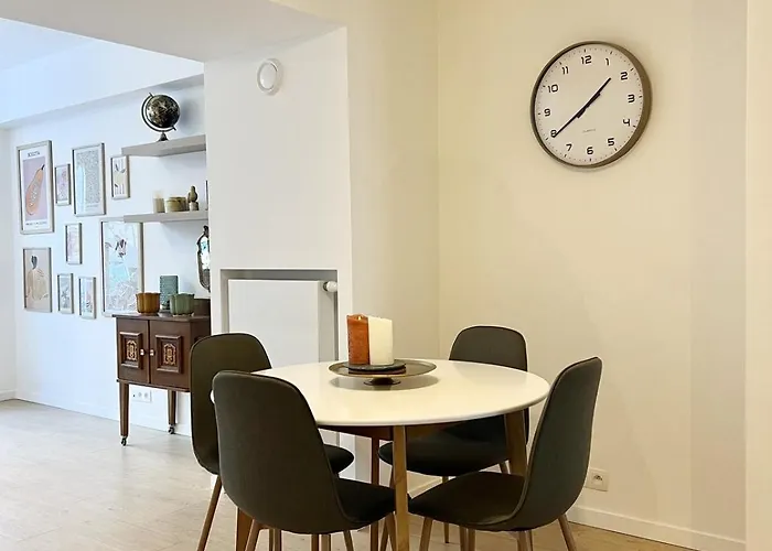 Modern&elegant Near Montgomery