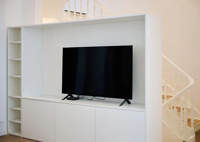 Gallery Louise 2 アパート