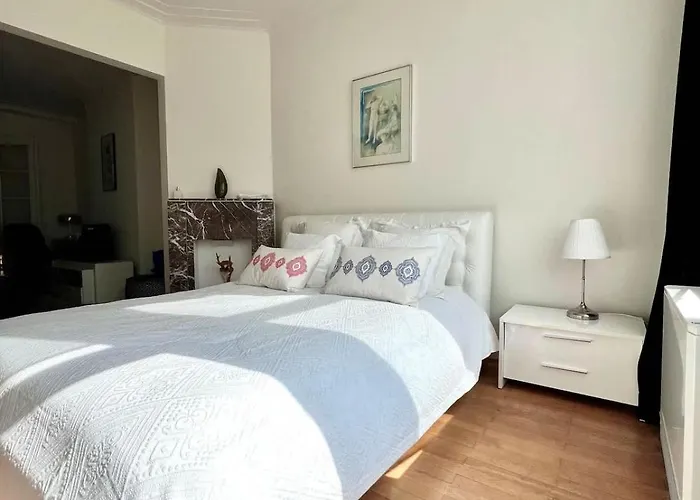 Appartamento Chic Heart Of The With Balcony *