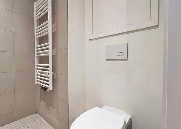 Διαμέρισμα Lovely With Balcony By Grand Place For 4 *