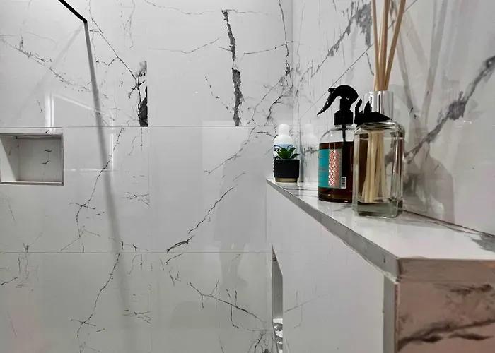 Cosy Family For Up To 9 Guests Near Midi Station Βρυξέλλες