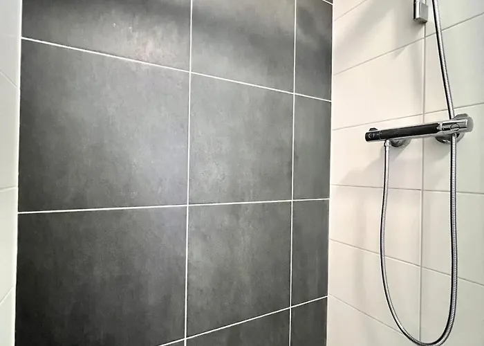 Stunning 2 Min From Grand Place Apartment