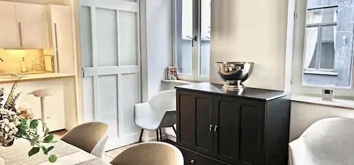 Spacious Terrace In The Heart Of