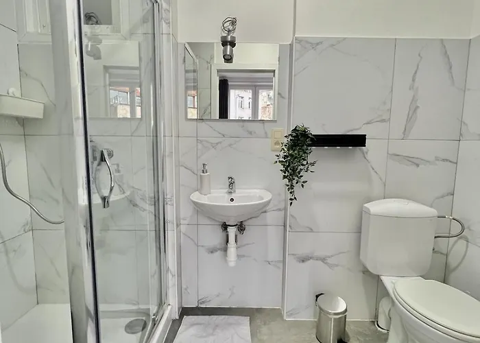 Spacious For 6 Near Center Of * Βρυξέλλες