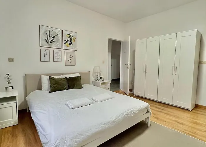 Spacious For 6 Near Center Of Βρυξέλλες