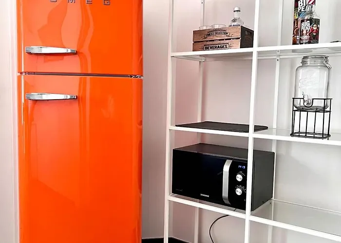 Chic Heart Of The With Balcony Apartamento